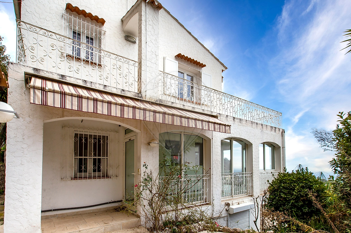 Maison 5 pièces 237 m² · à La Turbie · 237 m² · 1 490 000 €
