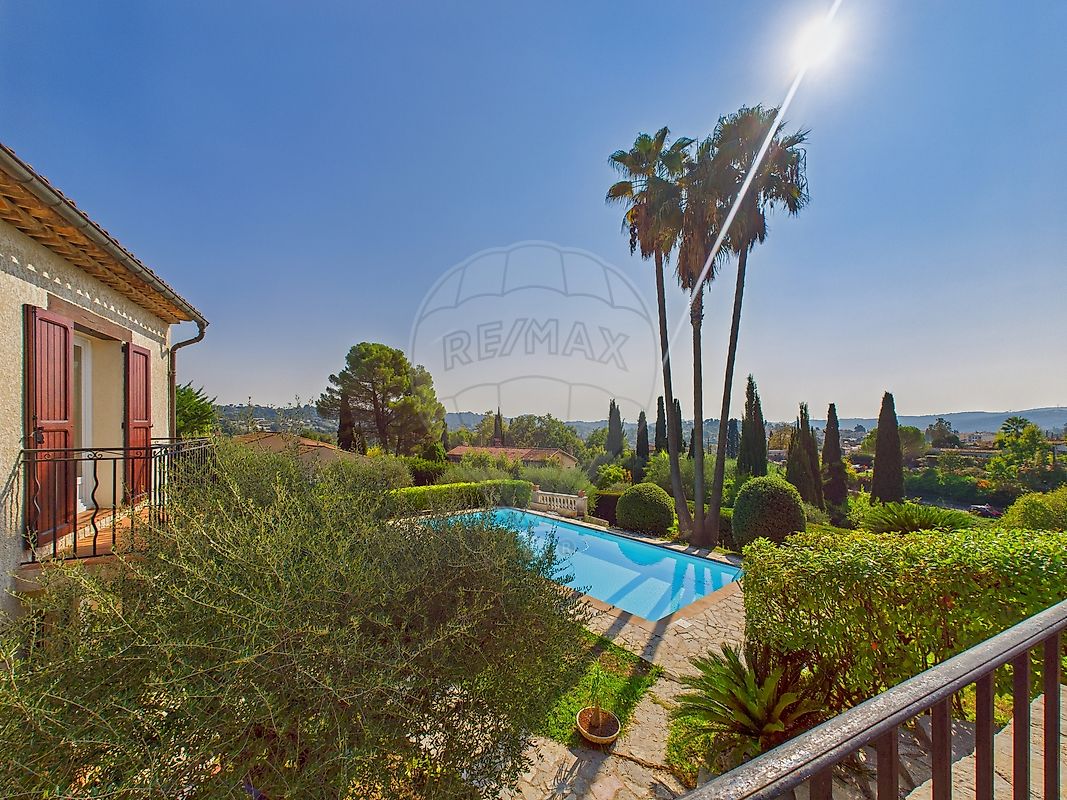 Maison 5 pièces 200 m² · à La Colle-sur-Loup · 200 m² · 1 280 000 €