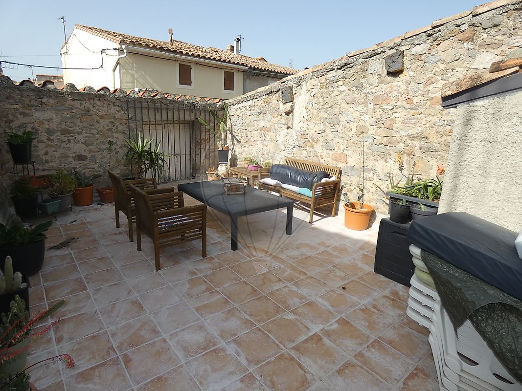 Maison 8 pièces 140 m² · à Douzens · 140 m² · 149 000 €