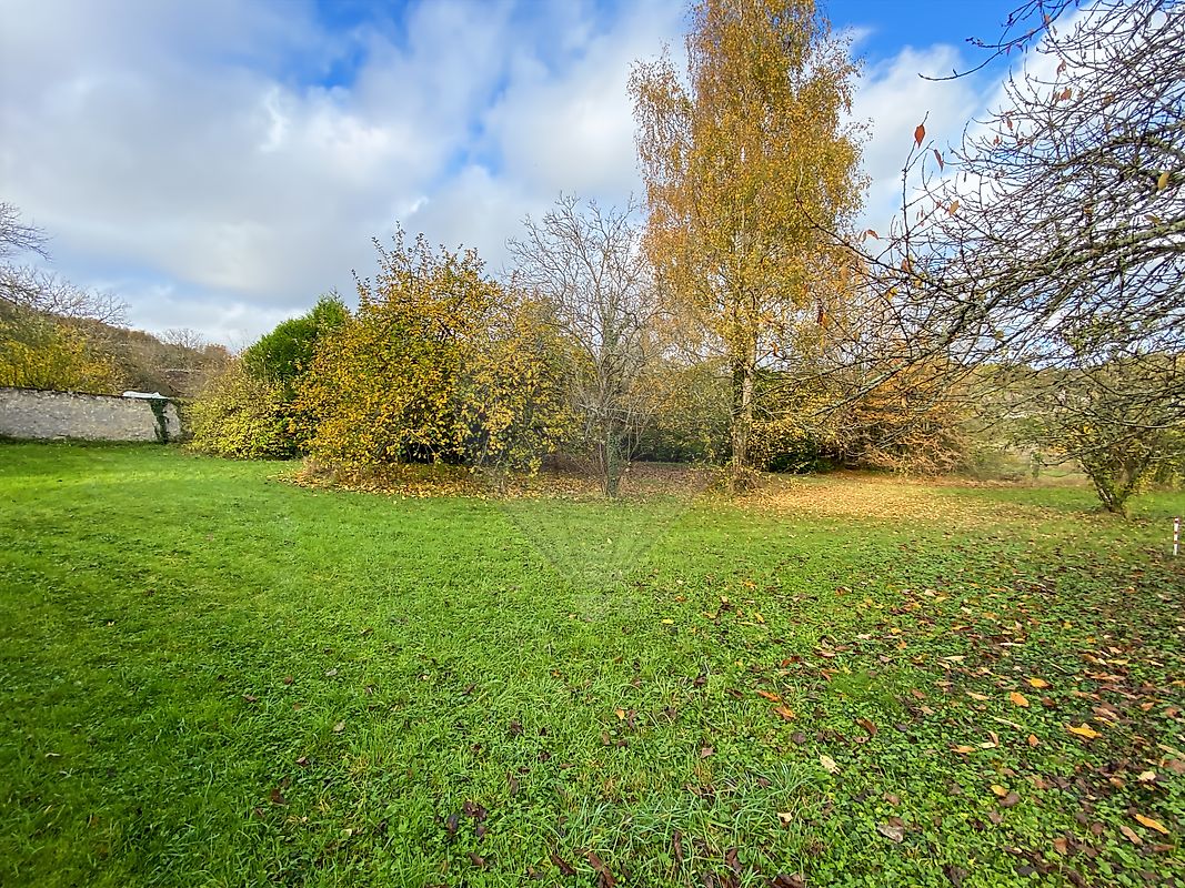 Terrain à vendre - Poligny · 75 000 €