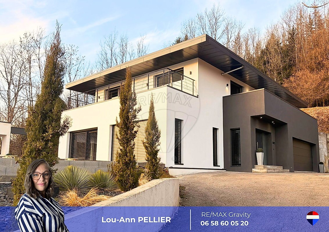 Maison 6 pièces 232 m² · à Thyez · 232 m² · 990 000 €