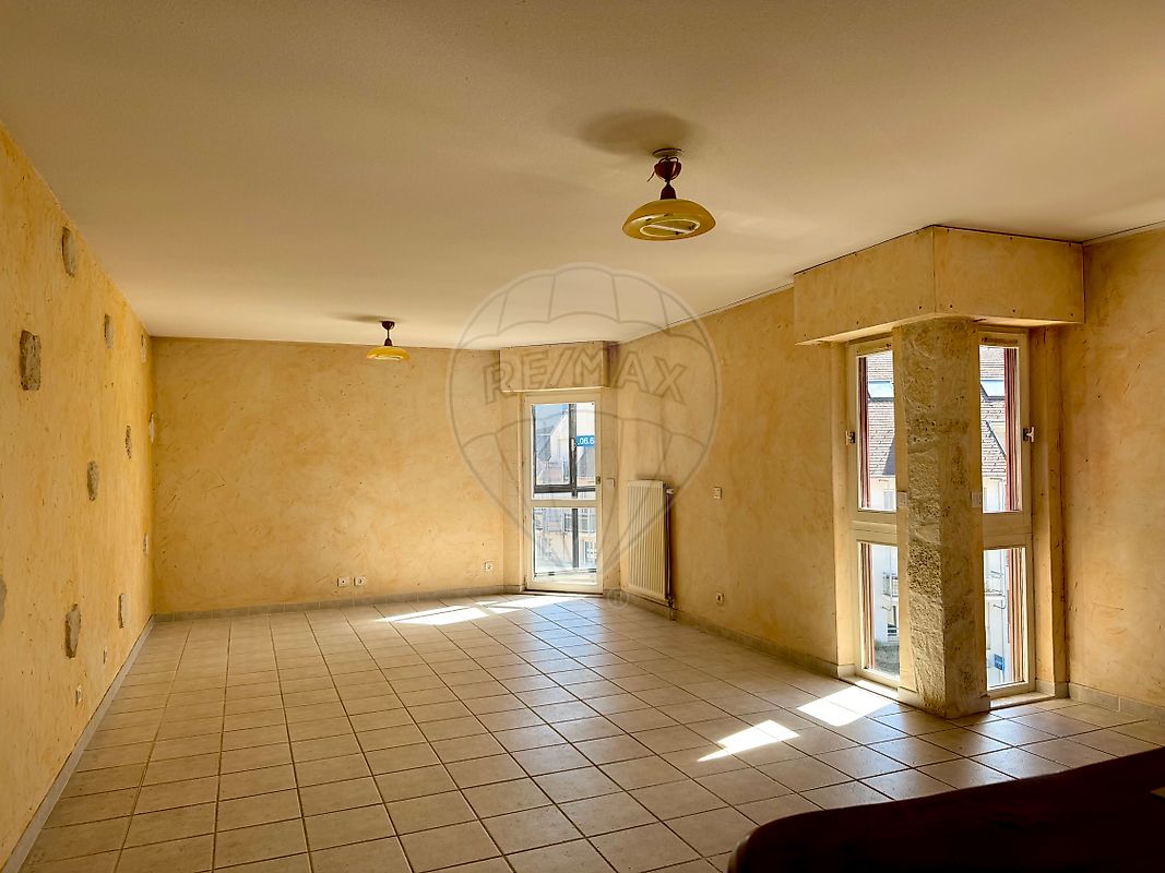 Appartement 5 pièces 102 m² · à Challes-les-Eaux · 102 m² · 364 000 €
