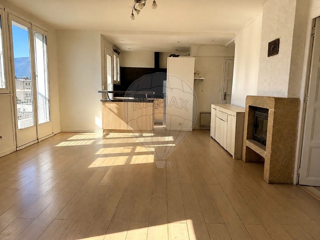 Appartement 3 pièces 62 m² · à Chambéry · 62 m² · 185 000 €