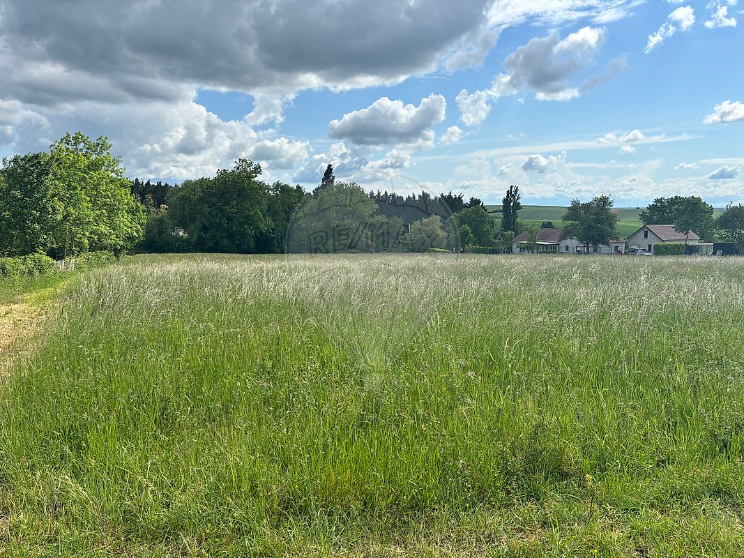 Terrain 3383 m² · à Quenne · 3 383 m² · 43 000 €