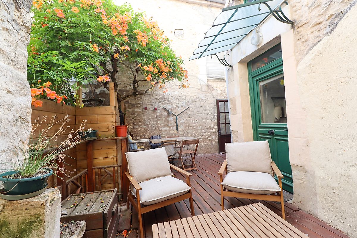 Maison 7 pièces 148 m² · à Saint-Bris-le-Vineux · 148 m² · 137 500 €