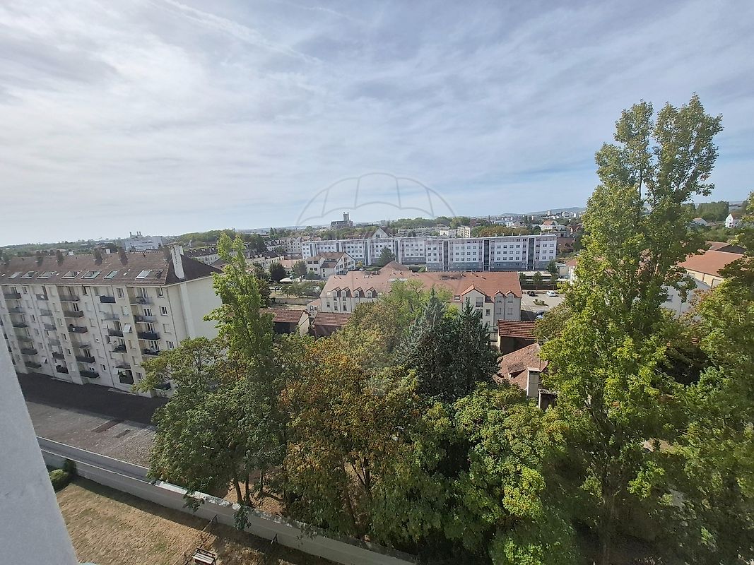 Appartement 4 pièces 71 m² · à Troyes · 71 m² · 75 000 €