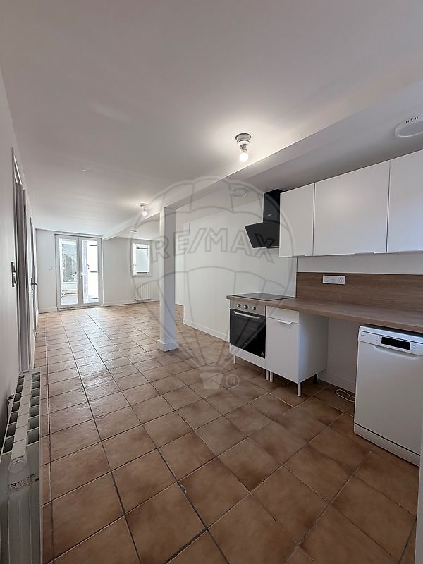 Appartement 3 pièces 51 m² · à Saintes · 51 m² · 620 €