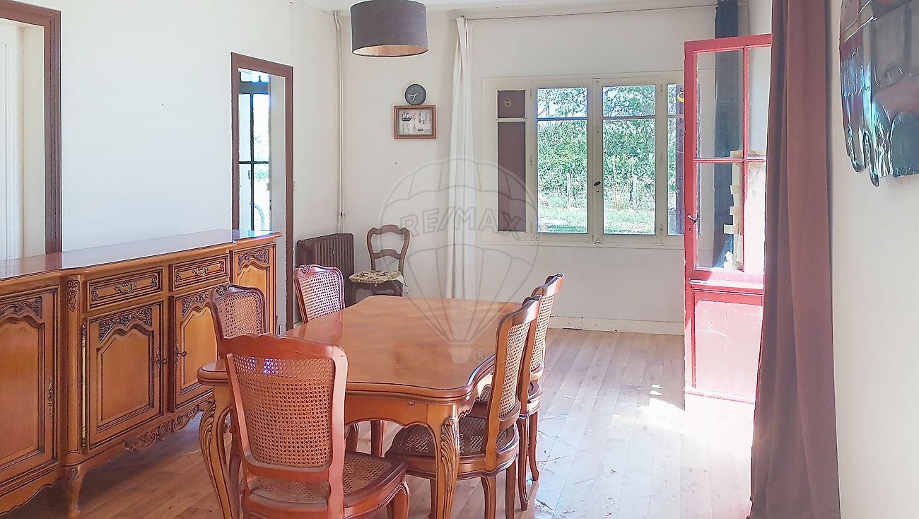 Maison à vendre, 4 pièces - Saint-Pierre-d'Aurillac 33490