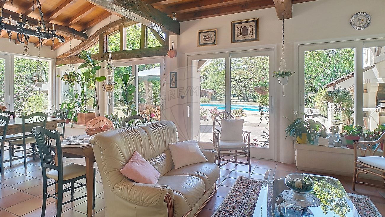 Maison à vendre, 9 pièces - Grignols 33690