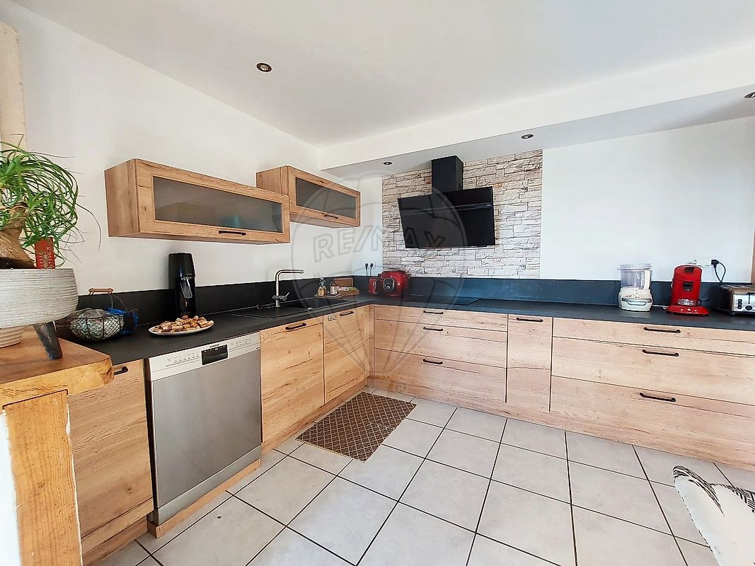 Maison à vendre, 7 pièces - Sainte-Foy-la-Longue 33490