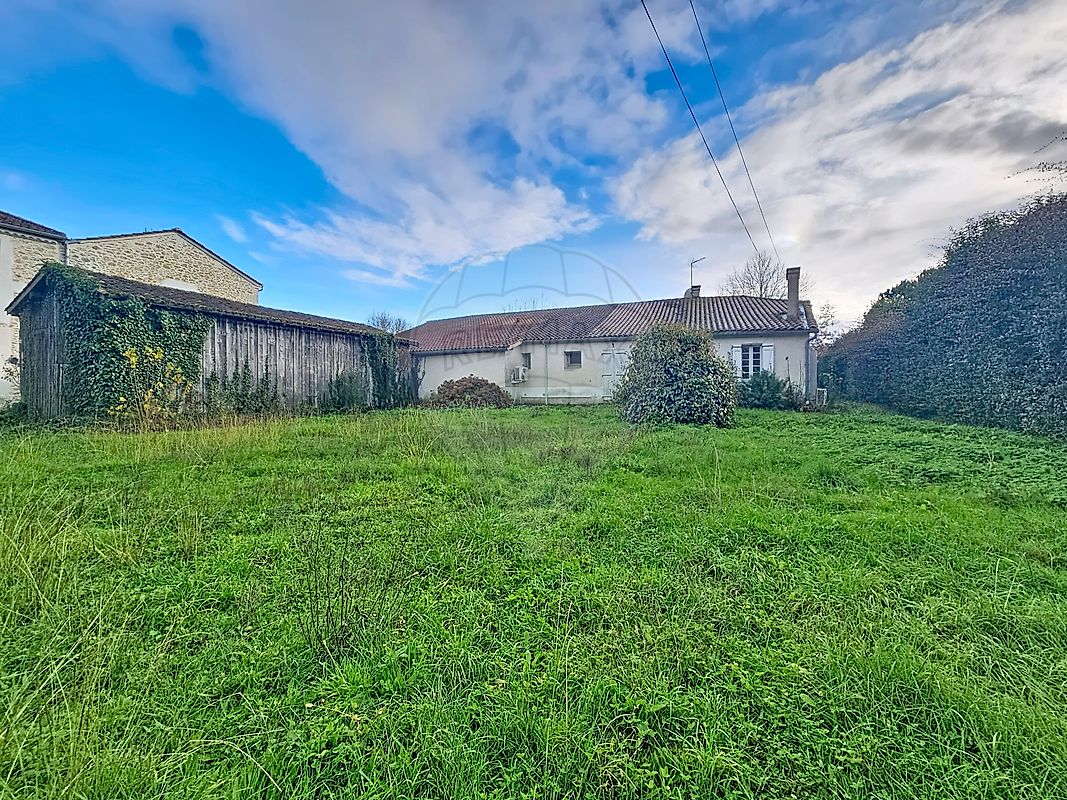 Maison à vendre, 6 pièces - Blaignac 33190