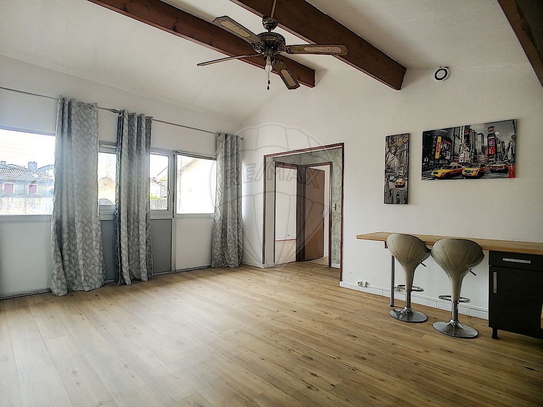 Appartement 6 pièces 55 m² · à Cadillac-sur-Garonne · 55 m² · 550 €