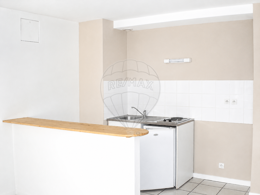 Appartement à louer, 2 pièces - Cadillac-sur-Garonne 33410