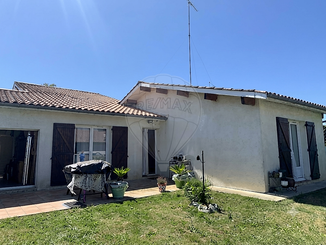 Maison 4 pièces 108 m² · à Langon · 108 m² · 885 €