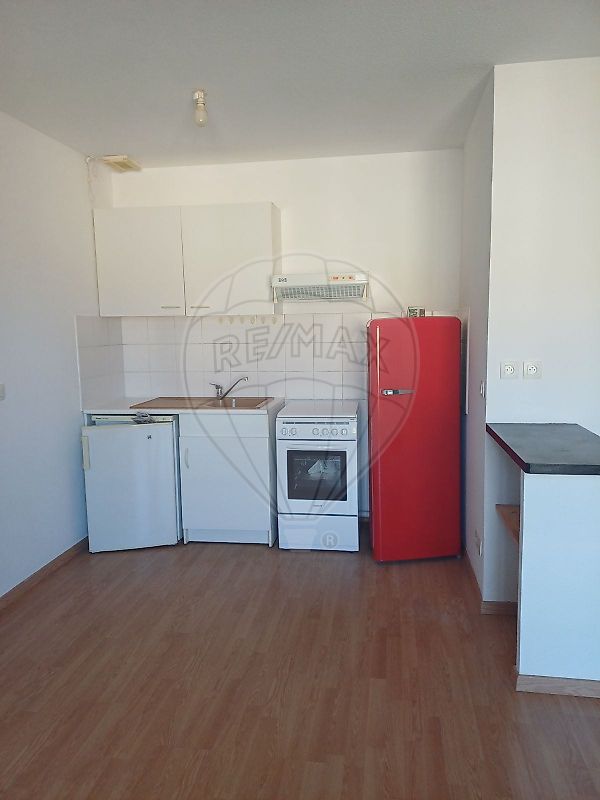 Appartement à louer, 2 pièces - Langon 33210