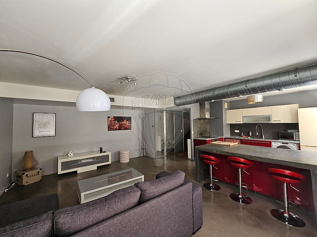 Appartement à louer, 3 pièces - Bordeaux 33000