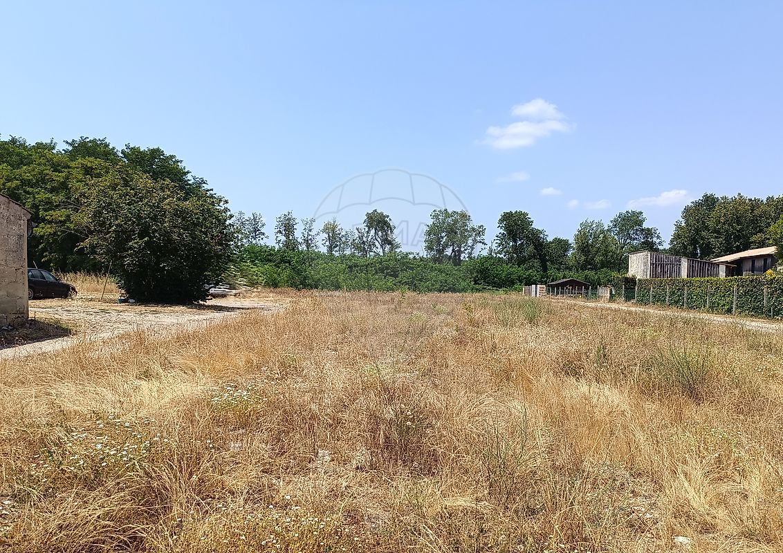 Terrain à vendre, 06 a - Preignac 33210