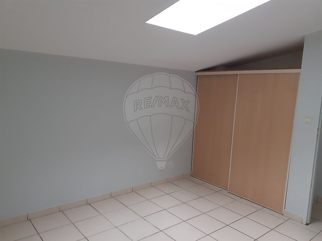 Maison à louer, 3 pièces - Béguey 33410