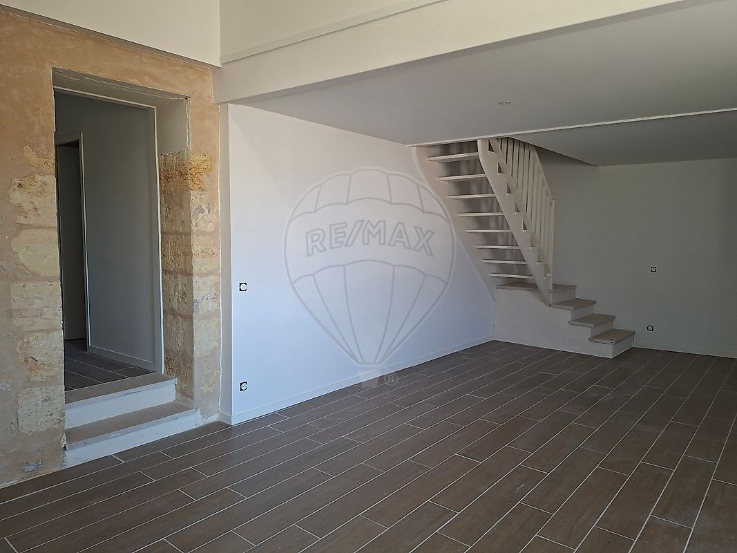 Maison à louer, 6 pièces - Portets 33640