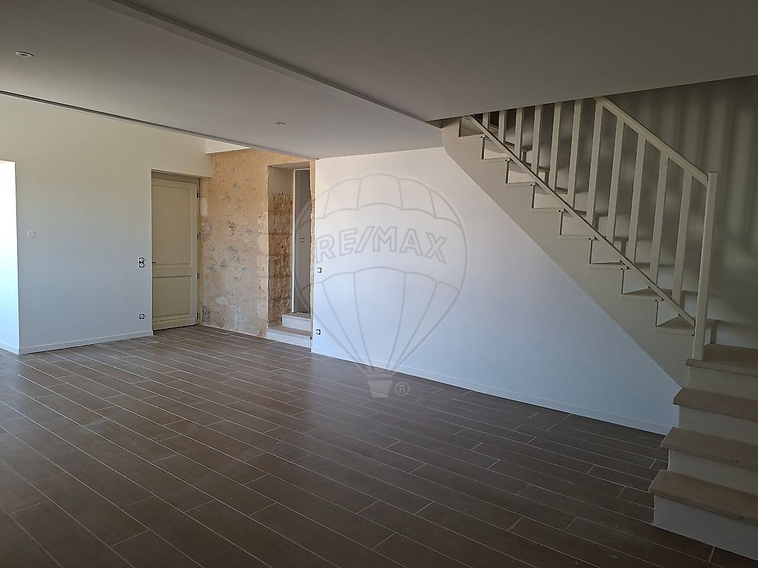 Maison à louer, 6 pièces - Portets 33640