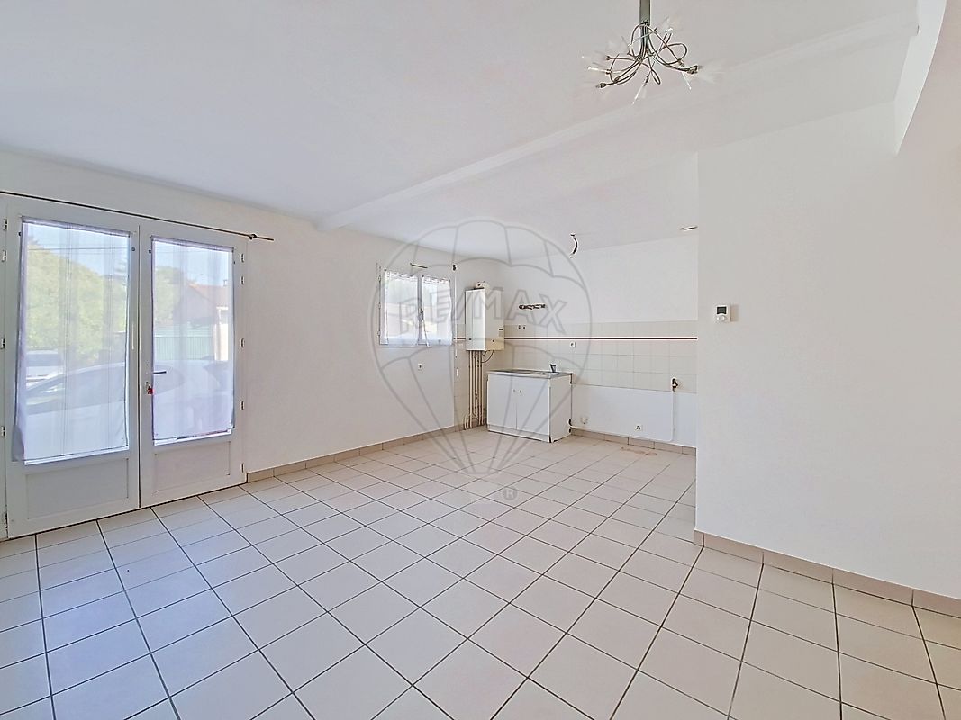 Maison à louer, 4 pièces - Illats 33720