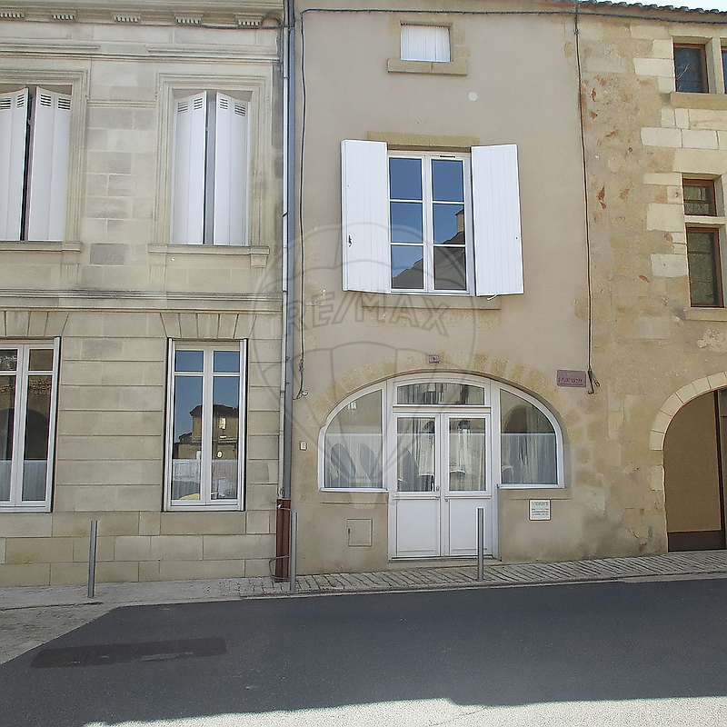Maison 3 pièces 112 m² · à Saint-Macaire · 112 m² · 780 €/mois