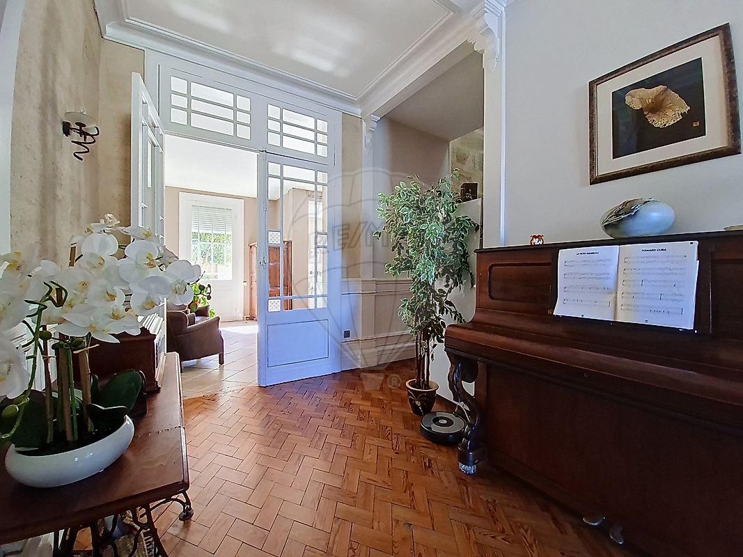 Maison à vendre, 5 pièces - Cadillac-sur-Garonne 33410
