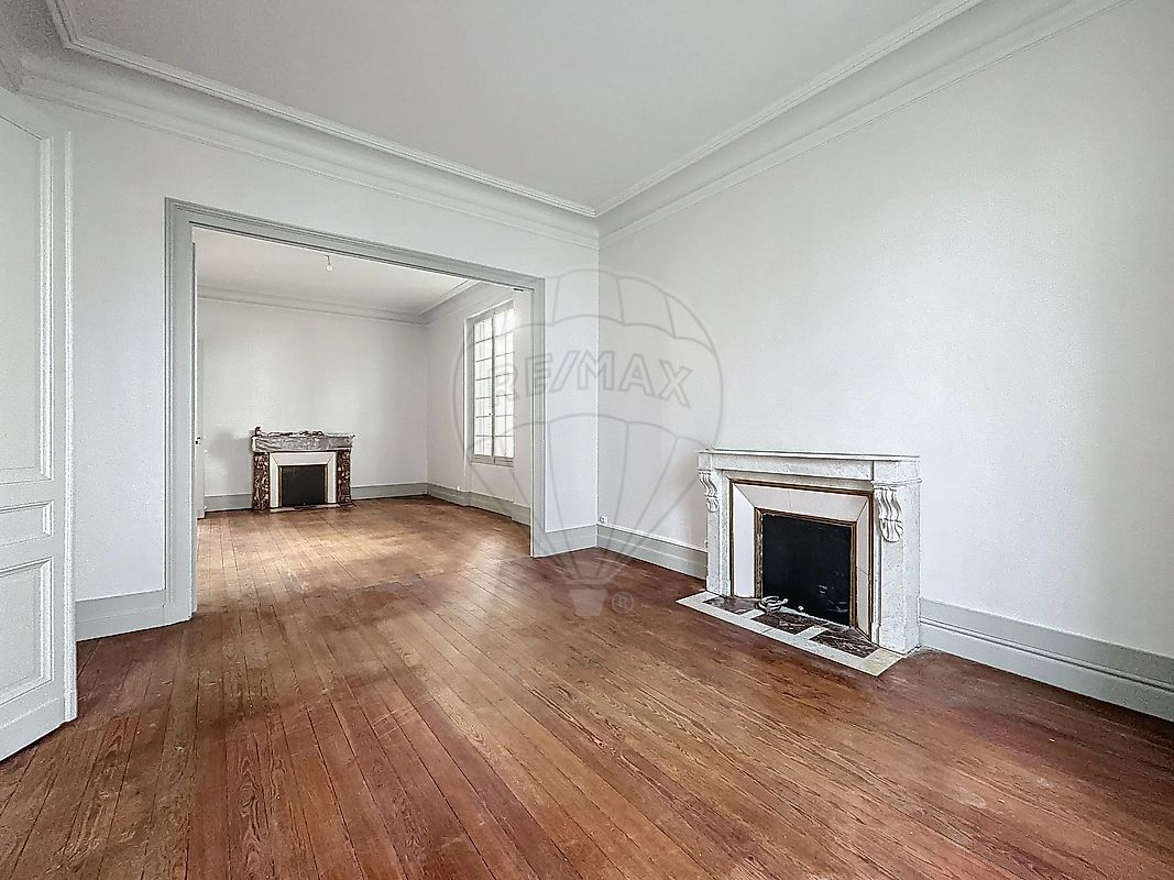 Maison à louer, 8 pièces - Rions 33410