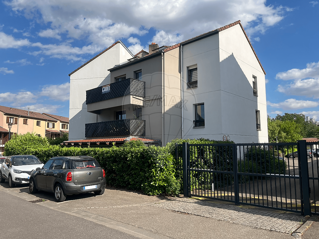 Appartement 112 m² · à Woippy · 112 m² · 240 000 €