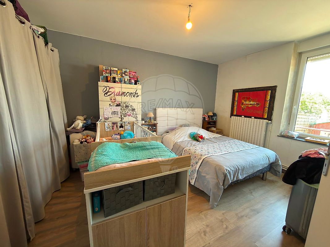 Appartement 107 m² · à Saint-Marcel · 107 m² · 148 400 €
